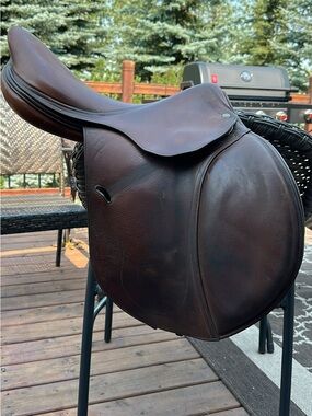 Antares Leather English Saddle -